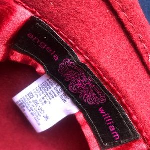 Angela Williams Accessories - Angela William Cloche Hat Angela Williams Accessories - Angela William Cloche Hat